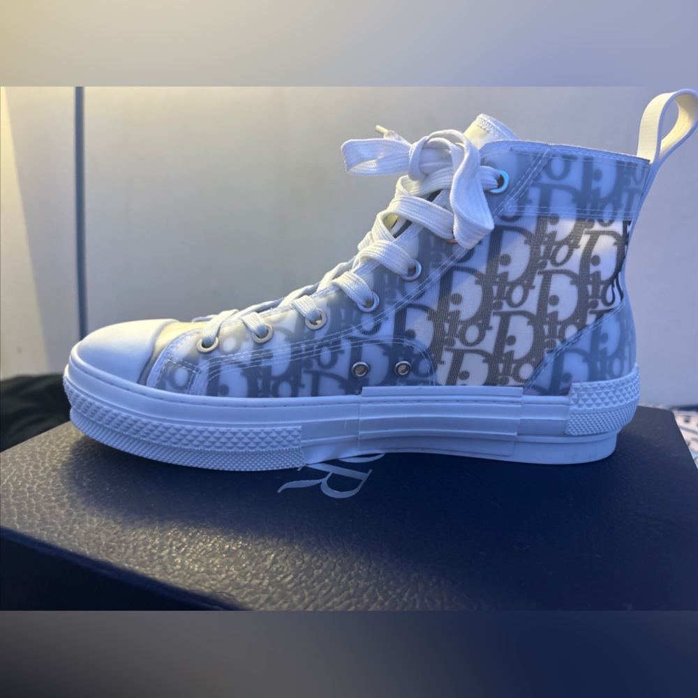 Men’s DiorB-23 hi top oblique canvas sneaker, size 41
